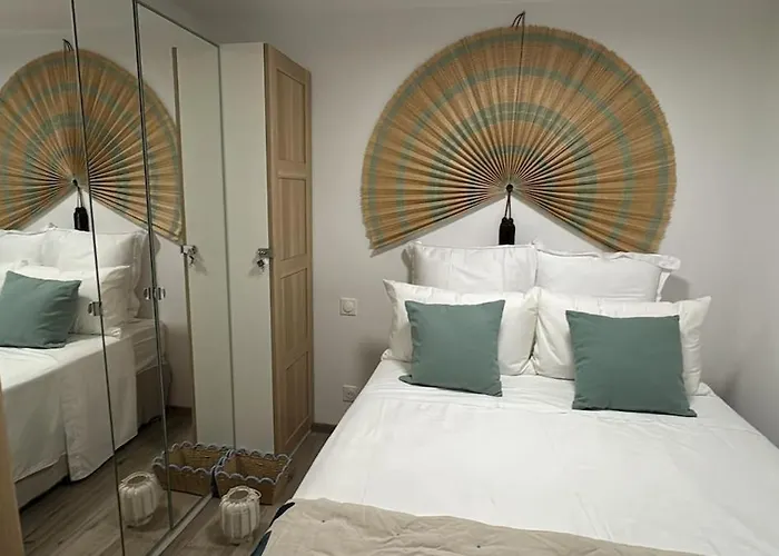 公寓 Loubet - Proximite Marina Baie Des Anges - Front De - Parking Prive *