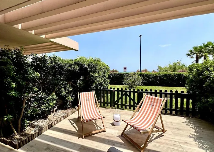 Loubet - Proximite Marina Baie Des Anges - Front De - Parking Prive 公寓 *