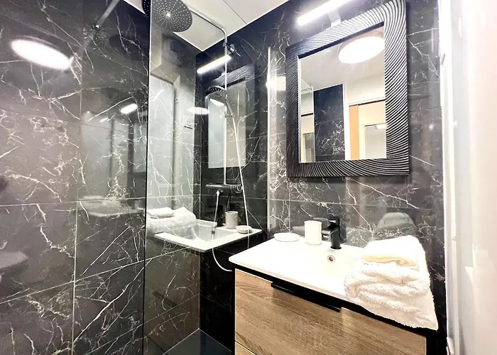 公寓 Loubet - Proximite Marina Baie Des Anges - Front De - Parking Prive